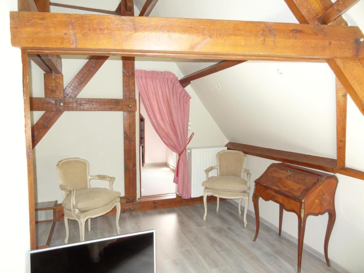 Le Chateau Des Eglantines Montignies-le-Tilleul Dış mekan fotoğraf